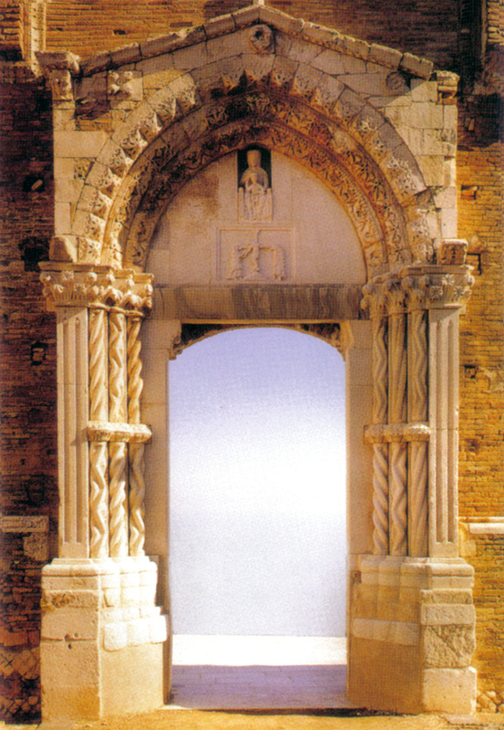 S. Pietro (portale)